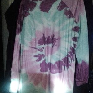 Tie-Dye Long Sleeve Shirt